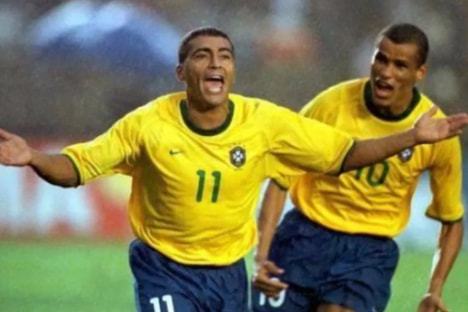 手留下防守 手留下防守