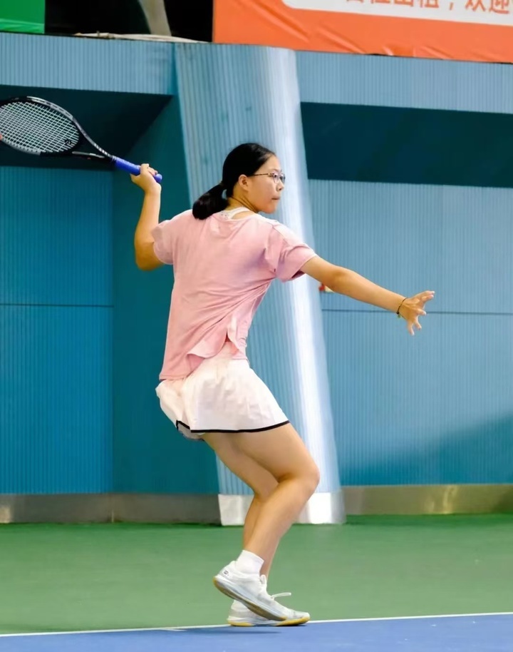 先且在东场 先且在东场